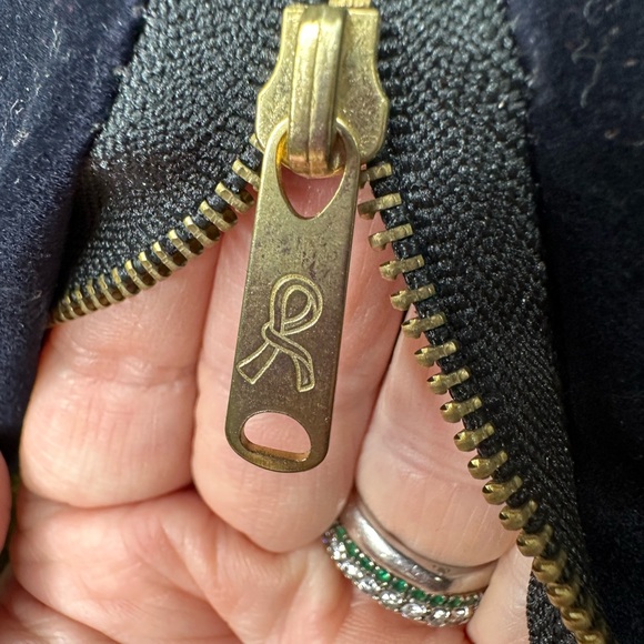 Roberta di Camerino Vintage Velvet Trompe L'oeil Tote. Excellent condition. - Picture 8 of 13